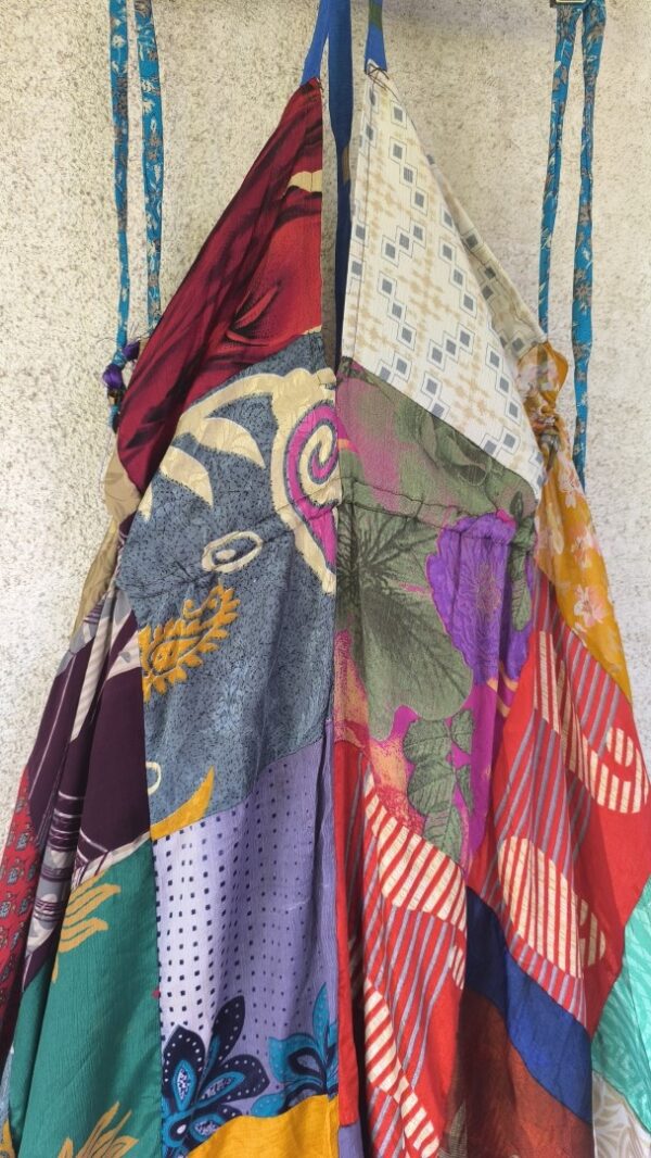 Patchwork maxi ruha - Image 11