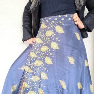 Várakozás szári lapszoknya