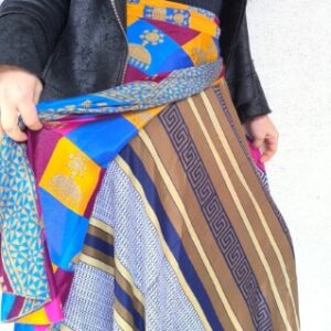 Szentély szári lapszoknya