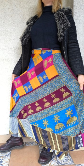 Szentély szári lapszoknya - Image 9