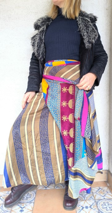 Szentély szári lapszoknya - Image 4