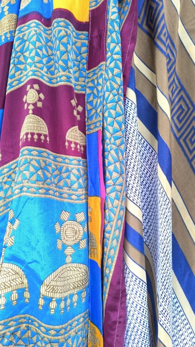 Szentély szári lapszoknya - Image 3