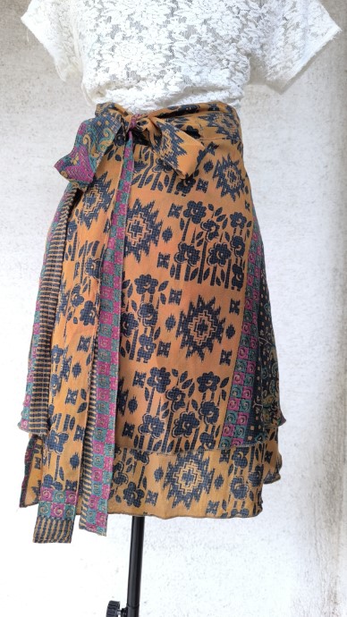 Kecskeszelidítő szári lapszoknya - Image 7