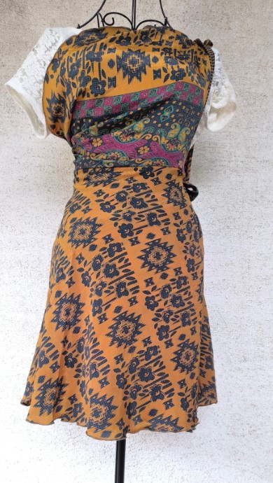 Kecskeszelidítő szári lapszoknya - Image 4