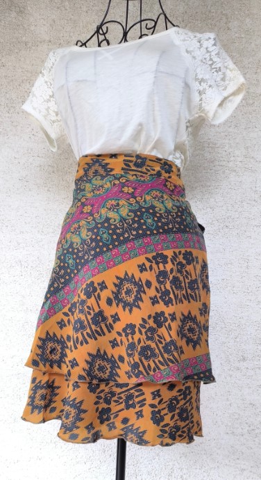 Kecskeszelidítő szári lapszoknya