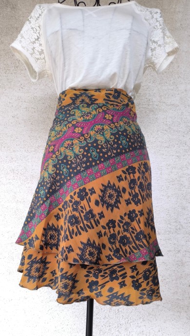 Kecskeszelidítő szári lapszoknya - Image 2