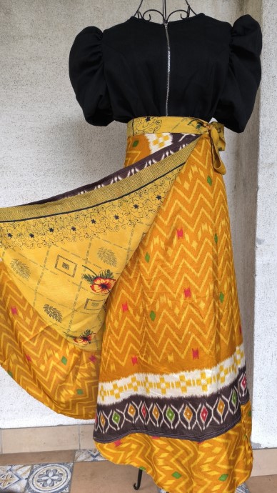 Nőszirom szári lapszoknya