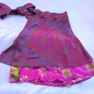 Lilábanjátszó szári lapszoknya