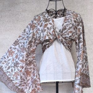 Trombitavirág átlapolós szári felső