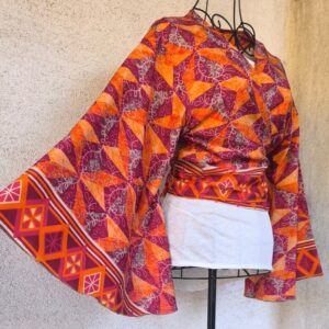 Vallomás átlapolós szári felső